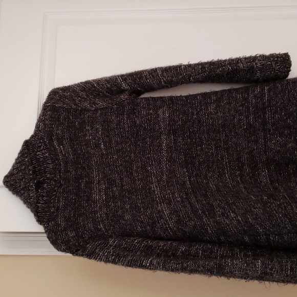 Black with some white long sweater - Picture 3 of 3